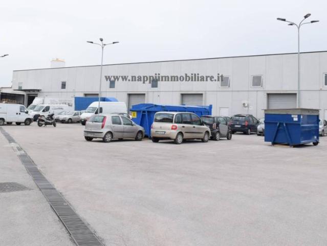 Box in affitto a Casavatore, Campania