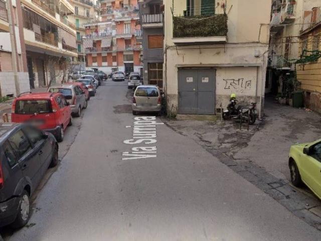 Box in affitto a Castellammare Di Stabia, Campania