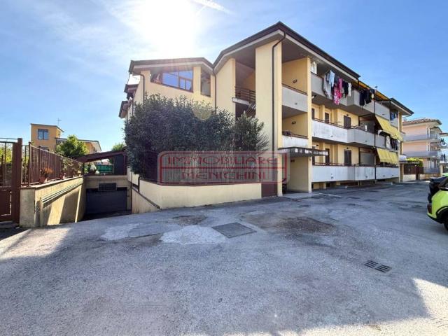 Box in affitto a Pomigliano D'arco, Campania