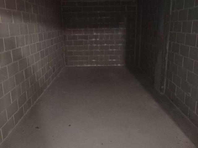 Box in affitto a Castiraga Vidardo, Lombardia
