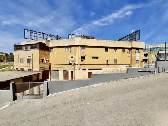 Box in affitto a Sant'Antonio, Catanzaro