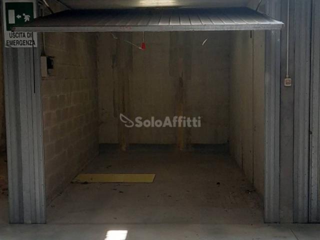 Box in affitto a Piemonte, Torino
