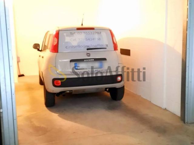Box in affitto a Zona Omogenea Milano Nord, Cinisello Balsamo