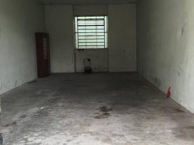 Box in affitto a Leumann, Piemonte