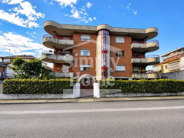 Box in affitto a Leumann, Piemonte