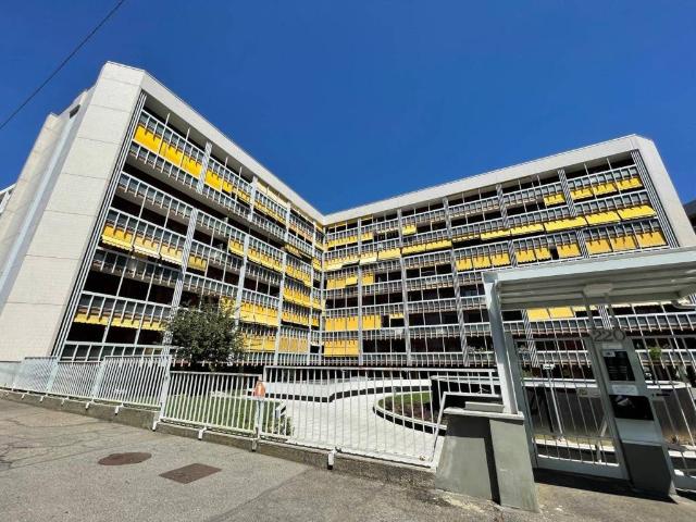 Box in affitto a Leumann, Piemonte
