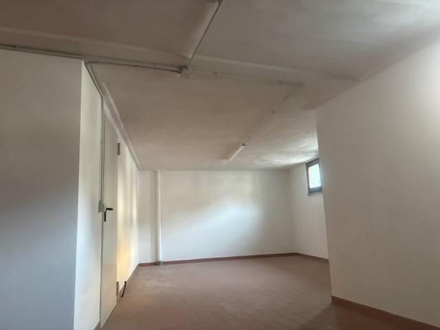 Box in affitto a Cologno Al Serio, Lombardia