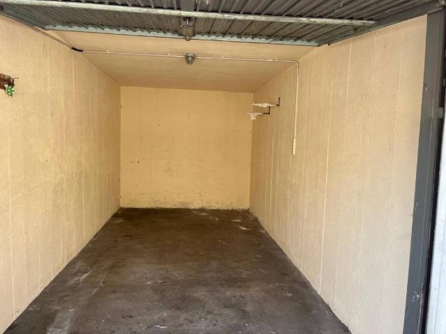 Box in affitto a Zona Po, Cremona