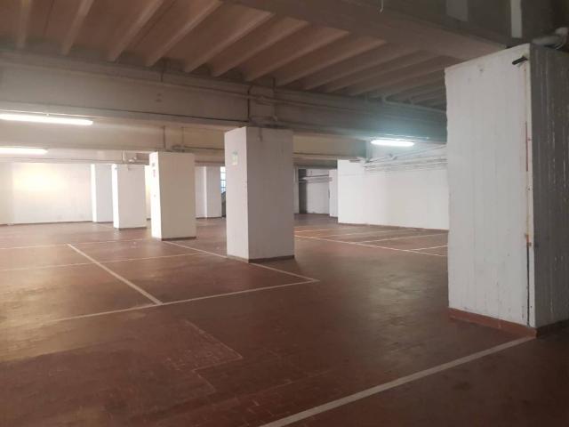 Box in affitto a Zona Omogenea Milano Nord, Cusano Milanino