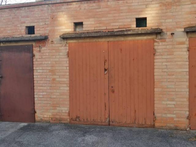 Box in affitto a Centro cittadino, Ferrara
