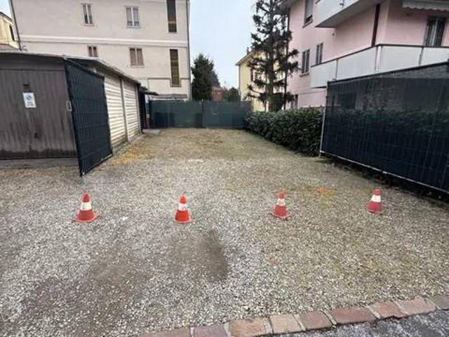 Box in affitto a Quartiere Fiorano Centro, Fiorano Modenese