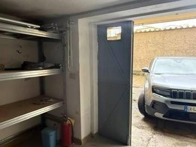 Box in affitto a Romito, Firenze