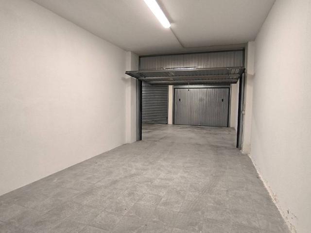 Box in affitto a Quartiere 5, Firenze