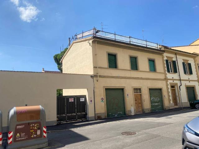 Box in vendita a Quartiere 2, Firenze