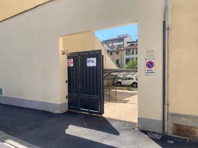 Box in vendita a Quartiere 2, Firenze