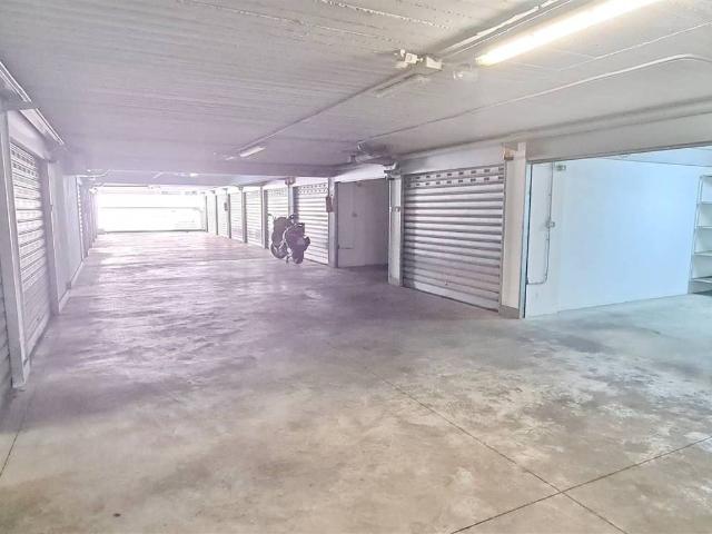 Box in affitto a Formia, Lazio