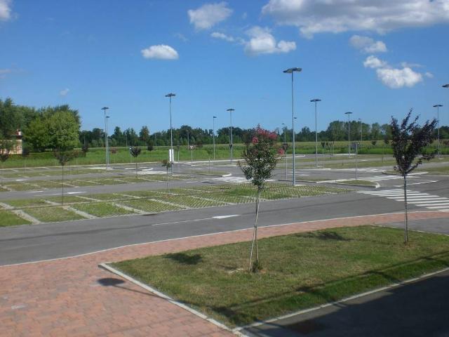 Box in affitto a Borgo Siepe, Frattamaggiore