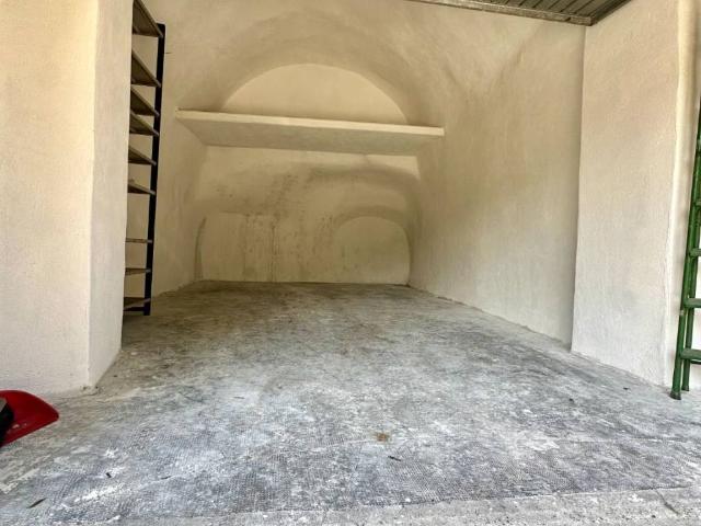 Box in affitto a Roma Capitale, Lazio