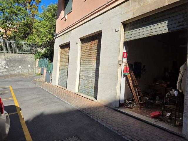 Box in affitto a Albaro, Genova