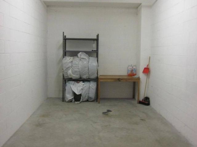 Box in affitto a Pegli, Genova