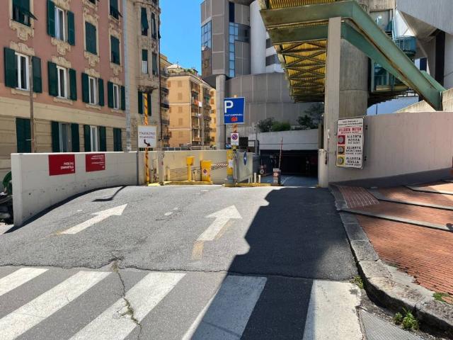 Box in affitto a Brignole, Genova