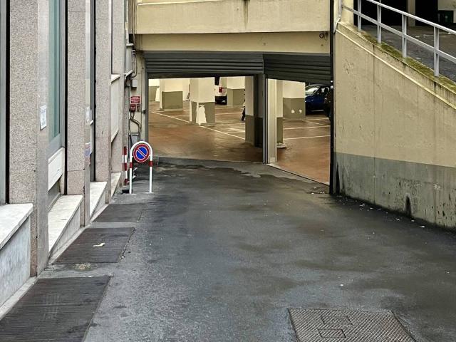 Box in affitto a Centro Est, Serra Riccò