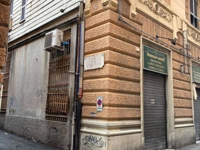 Box in affitto a Sampierdarena, Genova