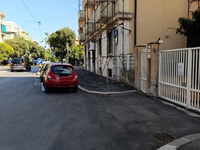 Box in affitto a Albaro, Genova