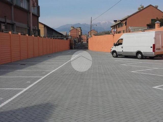 Box in affitto a Ponente, Serra Riccò