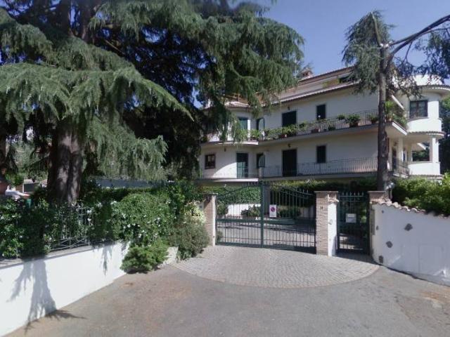 Box in affitto a Roma Capitale, Lazio