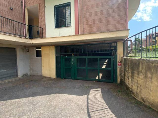 Box in affitto a Guidonia Montecelio, Roma Capitale