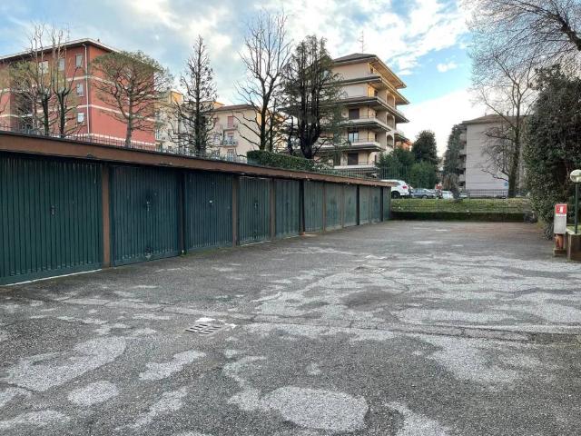 Box in affitto a Oltresempione, Legnano