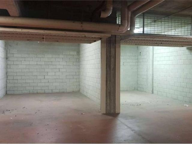 Box in affitto a Legnano, Lombardia