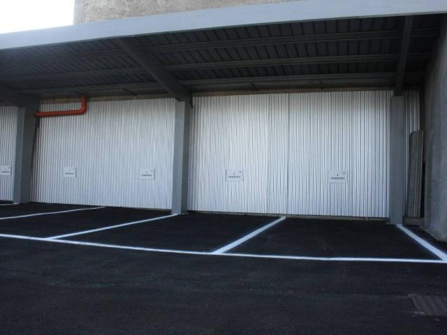 Box in affitto a Da là dal Punt, Lissone
