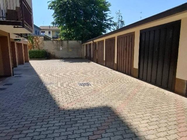 Box in affitto a San Fereolo, Lodi