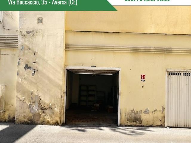Box in affitto a Lusciano, Campania