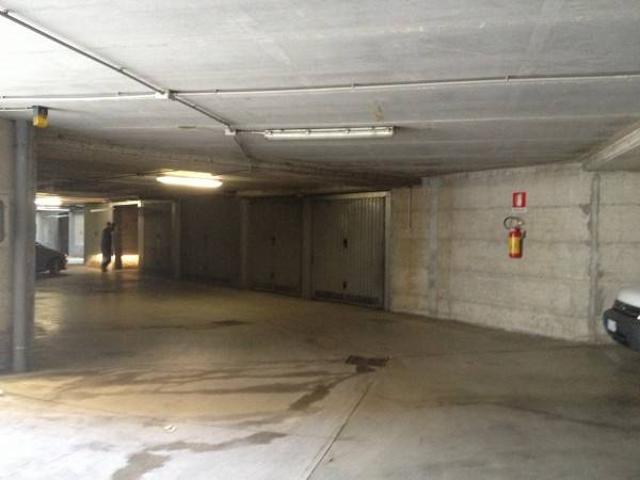 Box in affitto a Mariano Comense, Lombardia
