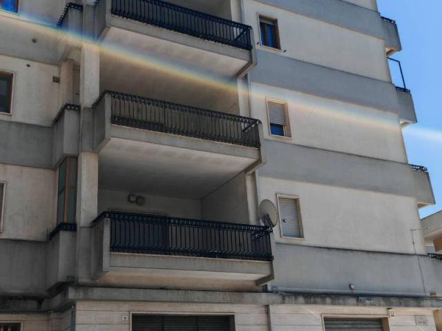 Box in affitto a Puglia, Taranto