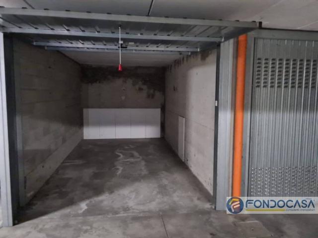 Box in affitto a Meda, Lombardia