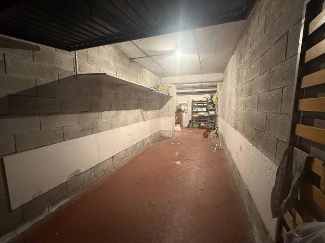 Box in affitto a Melegnano, Lombardia