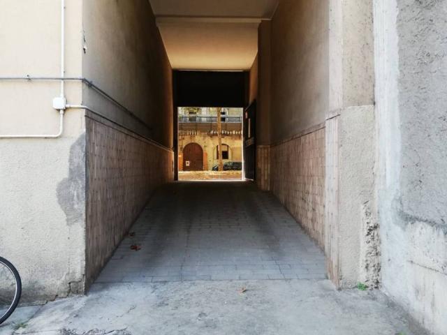 Box in affitto a Municipio 8 di Milano, Milano