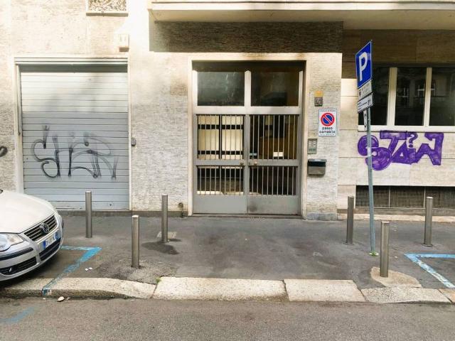 Box in affitto a Municipio 3, Milano