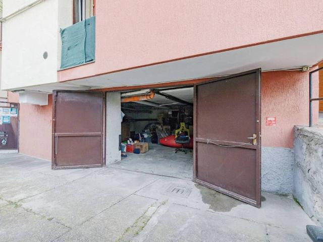 Box in vendita a Municipio 9, Milano
