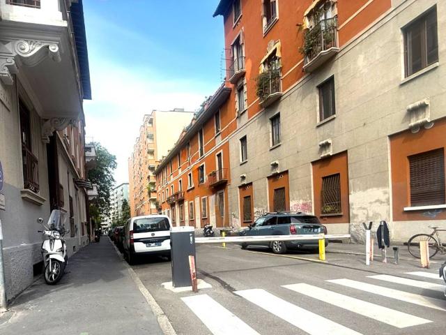 Box in affitto a Municipio 2, Milano