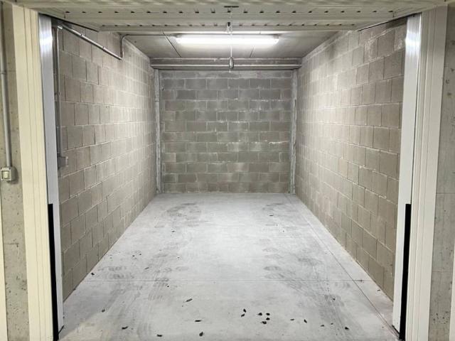 Box in affitto a Navigli, Milano