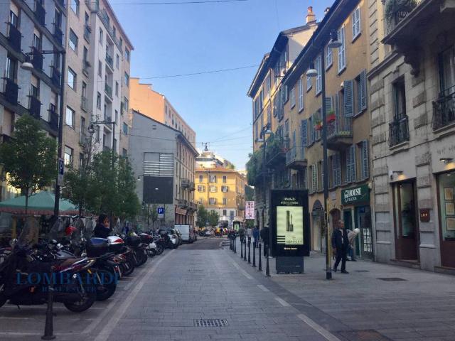 Box in affitto a Centro storico, Milano