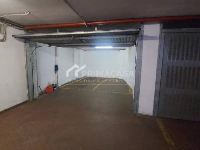 Box in affitto a Cerchia dei Navigli, Milano