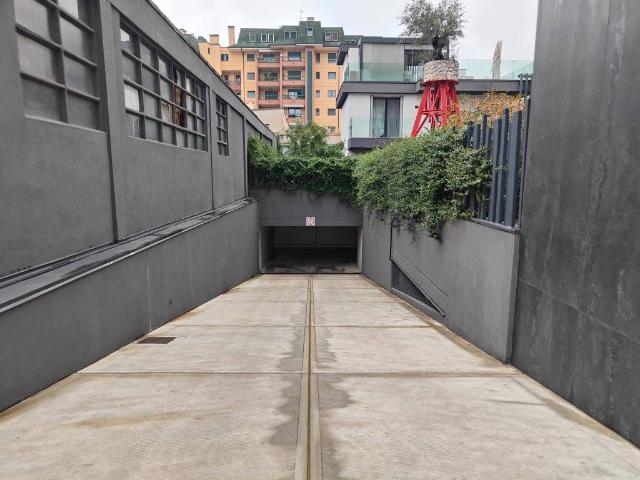 Box in affitto a Viale Monza, Milano