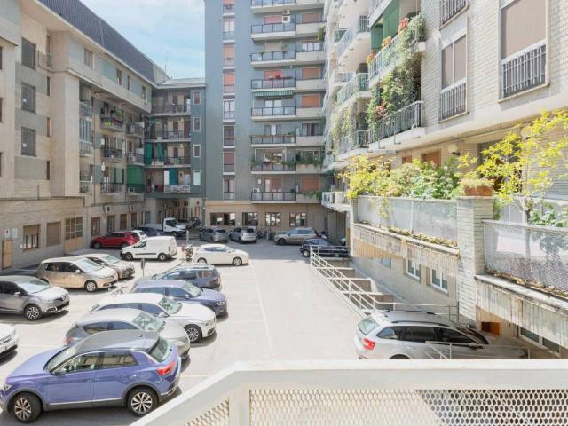 Box in affitto a Loreto, Milano