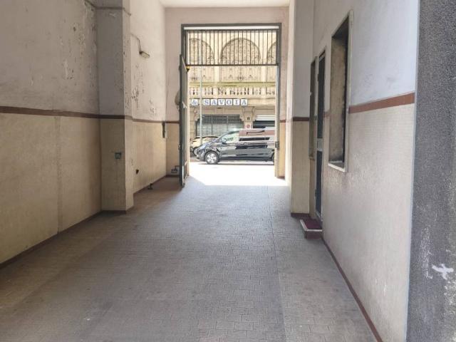 Box in affitto a Municipio 2, Milano